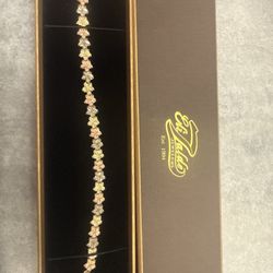Gold bracelet