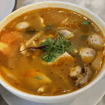 White Elephant - Tom Yum Soup with Chicken - Thai Near Me - Los Angeles, California
