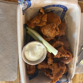 Treylor Park - Saint Augustine - Boneless wings - Cocktail Bars Near Me - St. Augustine, Florida Treylor Park - Saint Augustine - Boneless wings - Cocktail Bars Near Me - St. Augustine, Florida