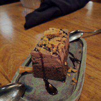 Goodkind - Chocolate Stout Cake - Bars Near Me - Milwaukee, Wisconsin