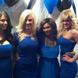 Hooters - 2012 calendar signing