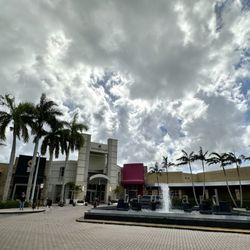 Broward Mall Food & Shopping Event - Broward Mall main entrance