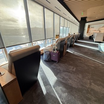 Alaska Airlines Lounge - Airport Lounges Near Me - San Francisco, California Alaska Airlines Lounge - Airport Lounges Near Me - San Francisco, California