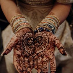 Bridal henna stain