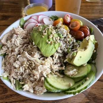 Peaceful Side Social - Power bowl with shredded chicken - Breweries Near Me - Townsend, Tennessee Peaceful Side Social - Power bowl with shredded chicken - Breweries Near Me - Townsend, Tennessee