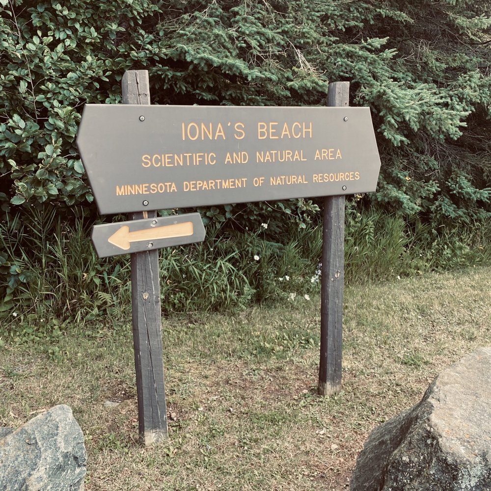 Iona's Beach SNA - Entrance sign - Hiking Near Me Iona's Beach SNA - Entrance sign - Hiking Near Me