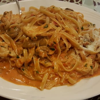 Tiny's Pizza-N-Pasta - Pizza Near Me - Bronx, New York Tiny's Pizza-N-Pasta - Pizza Near Me - Bronx, New York