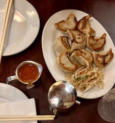 Cafe Himalaya by null