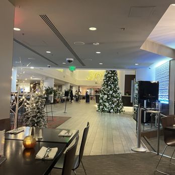 Cable55 - Looking out toward the lobby decorated for Christmas - Cocktail Bars Near Me - San Francisco, California Cable55 - Looking out toward the lobby decorated for Christmas - Cocktail Bars Near Me - San Francisco, California