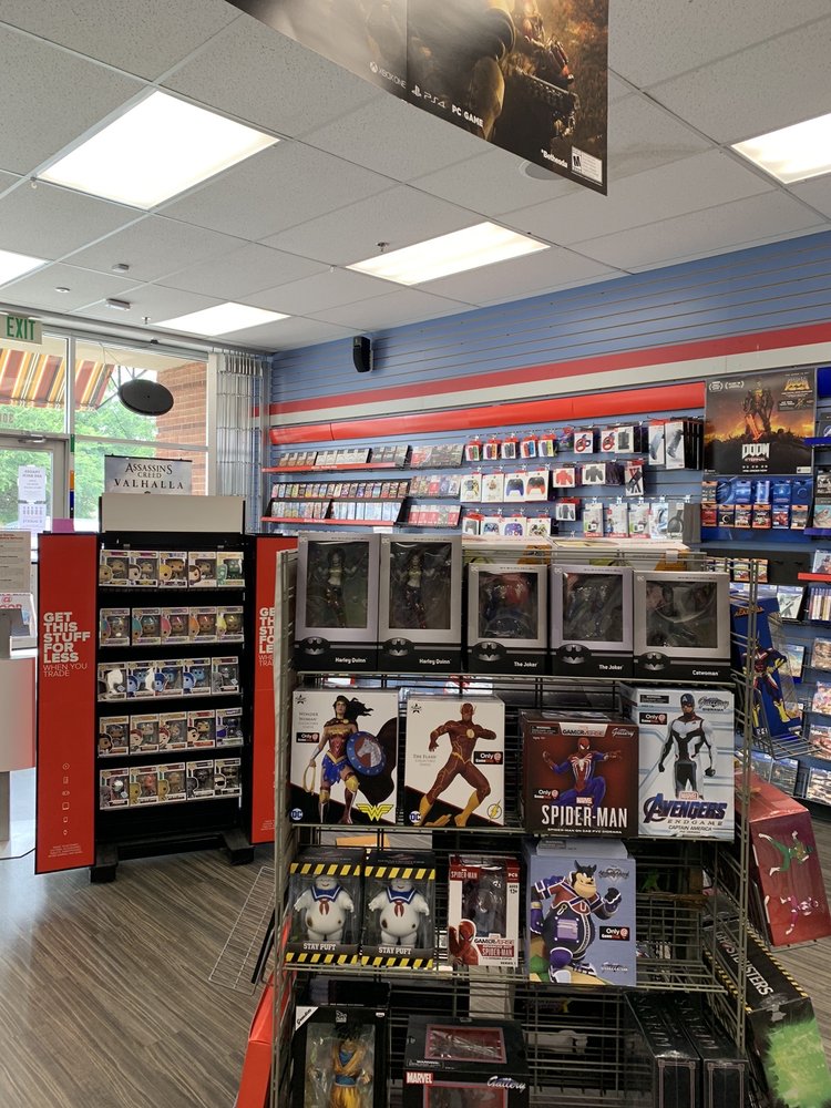 GAMESTOP STORE 2671 4100 S Lake Forest Dr, McKinney, Texas Hobby