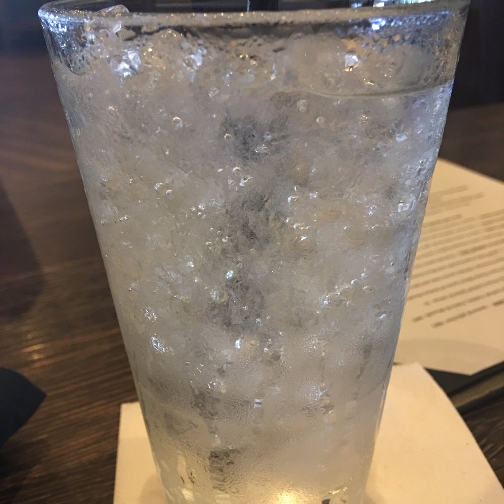High Tide - Ice water with the best ice nuggets - Seafood Near Me - Gilbert, Arizona