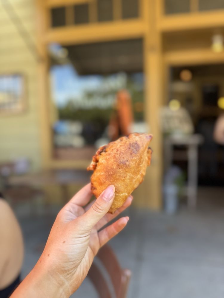 Mosswood Market Cafe & Bakery Logo