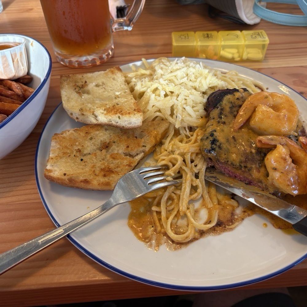 Joe's on the Beach - Seafood Near Me - Sechelt, British Columbia Joe's on the Beach - Seafood Near Me - Sechelt, British Columbia