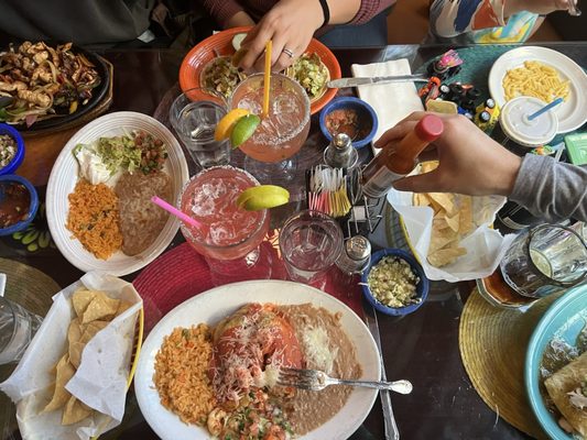 Frida's Mexican Restaurant & Cantina by null