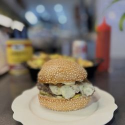 Amboy - My Favorite, Slim thicc Truffle Sauce. The most delicious juiciest Burger I've ever had. #YourNextFavoriteBurger