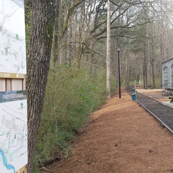 Zonolite Park - Old RR track behind the Zonalite building. Now a short walking path. - Hiking Near Me - Atlanta, Georgia