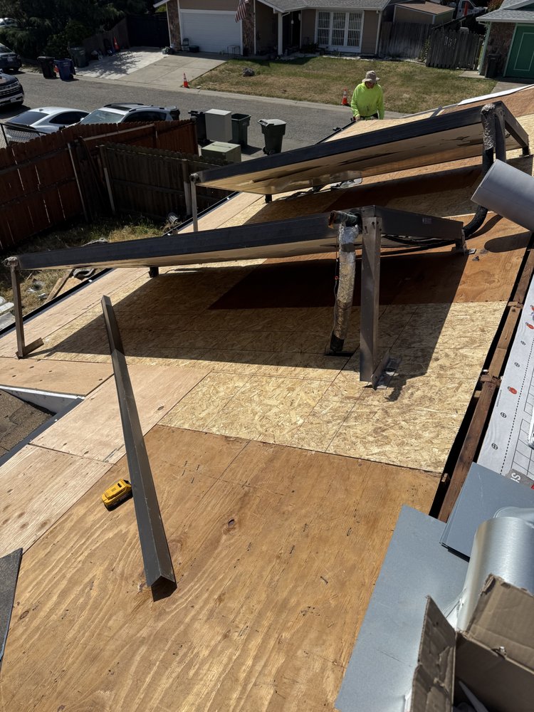 Slide of Gonzalez Roofing Pros