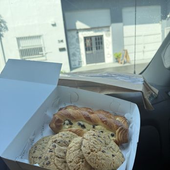 Casa Bake - Chocolate Chip Cookies and Pan Suisse. - Cooking Classes Near Me - Miami, Florida