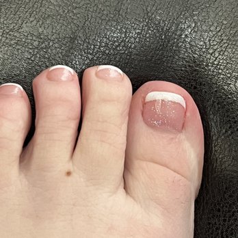Tipsy Nails & Spa - Last time I asked for ombré white glitter - Nail Salons Near Me - Chico, California