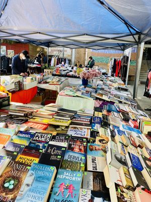 Rozelle Collectors Markets by null