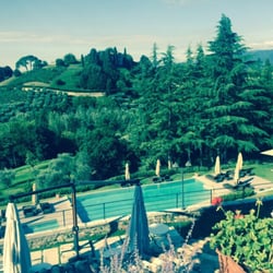 Hotel Villa Cipriani - Lovely pool in tranquil setting