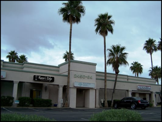 RAZOR’S EDGE BARBER SHOP - Updated December 2025 - 11 Photos & 35 ...