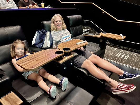 Harkins Lake Pleasant CINÉGRILL by null