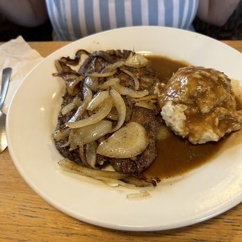 The Cottage - Liver and Onions - American Near Me - Traverse City, Michigan The Cottage - Liver and Onions - American Near Me - Traverse City, Michigan
