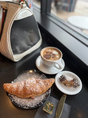 PUCCI Café by null