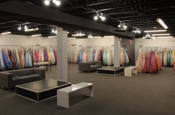 Atianas Boutique 1571 Boston Post Rd Milford Ct Bridal Gowns Womens Misses Jrs Manufacturers Mapquest