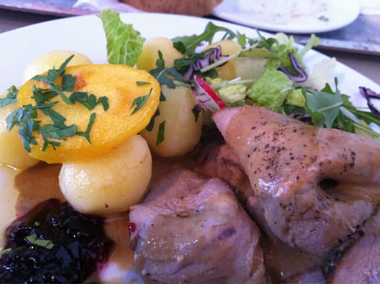 Winterviken - Festvåning - Café - Konferens by null