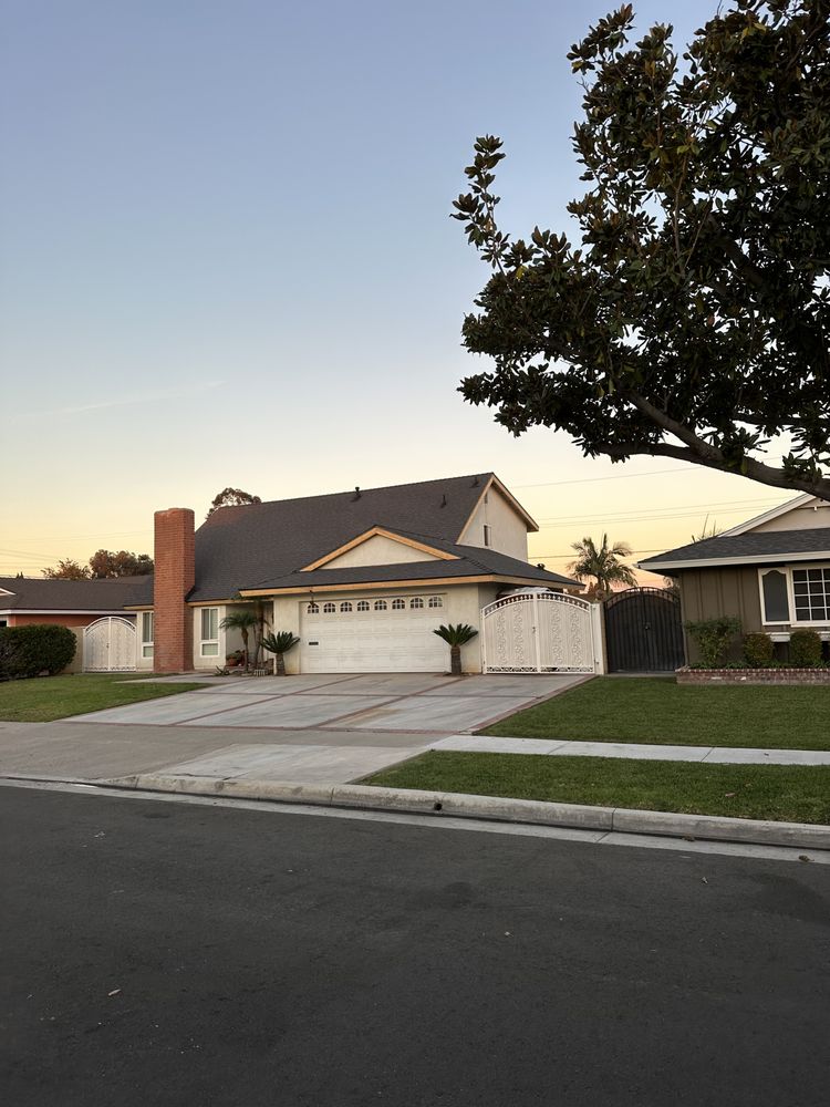 Slide of Rivera’s Roofing