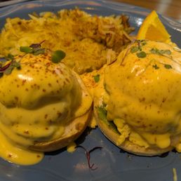 Crab Cake Bene