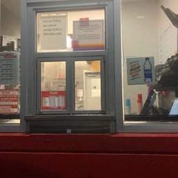Sign says drive thru is open 24/7 but there's no one here. Sign says drive thru is open 24/7 but there's no one here.
