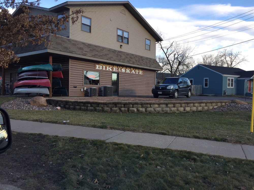 RIVERSIDE BIKE & SKATE Updated August 2024 937 Water St, Eau Claire