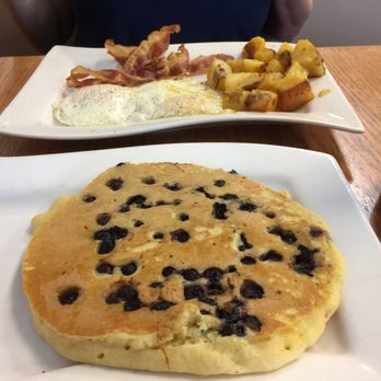 Alem - Breakfast & Brunch Near Me - Fort Lauderdale, Florida