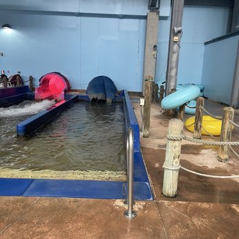 H2Oooohh - closed AND blocked off water slide - Amusement Parks Near Me - Lake Harmony, Pennsylvania