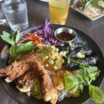Saigon District Restaurant Presotea - Vietnamese Near Me - Huntington Beach, California