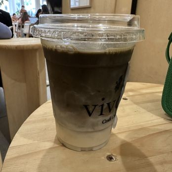 Vivot Craft Cafe - Hojicha latte - Bubble Tea Near Me - Fullerton, California
