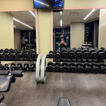 Omni Dallas Hotel - dumbbells in gym - Hotels & Travel Near Me - Dallas, Texas Omni Dallas Hotel - dumbbells in gym - Hotels & Travel Near Me - Dallas, Texas