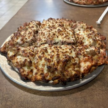 Bill's Pizza Pub - Bill's Meatlover's pizza - Italian Near Me - Oak Ridge, North Carolina Bill's Pizza Pub - Bill's Meatlover's pizza - Italian Near Me - Oak Ridge, North Carolina