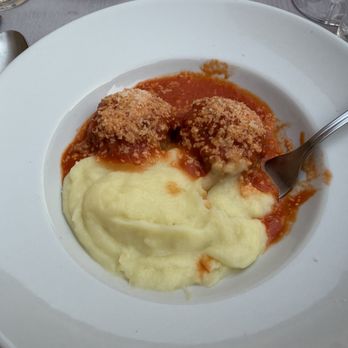 Il Rossellino - Meatballs with potato puree - Italian Near Me - Pienza, SI