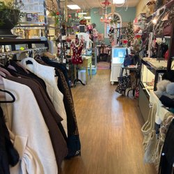 Bernadette’s Jewelry & Gifts