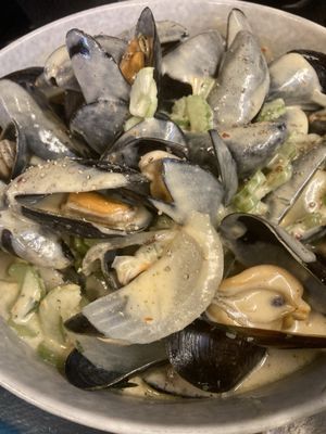 Alexandra🇧🇪 by null