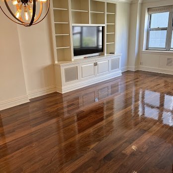 Eagle Floors - a hardwood floor in a living room - Flooring Near Me - Philadelphia, Pennsylvania Eagle Floors - a hardwood floor in a living room - Flooring Near Me - Philadelphia, Pennsylvania