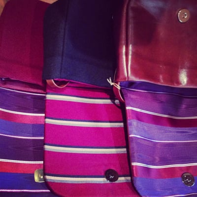 Create & Express by null