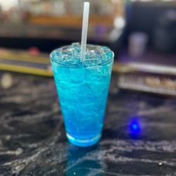 Drew’s On The River - Blue Long Island