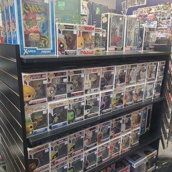 Warp 9 Comics - Comic Books Near Me - Clawson, Michigan