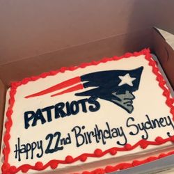 Ed's Custom Bakery - Birthday cake
