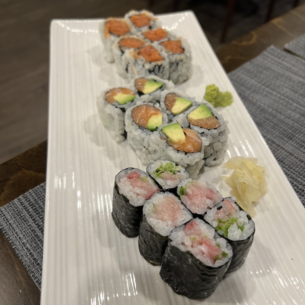Sake Kawa - Any 3 Classic Rolls (~$19): Yellowtail Scallion Roll, Salmon Avocado Roll, Spicy Tuna Roll [F to B] - Sushi Bars Near Me - Astoria, New York